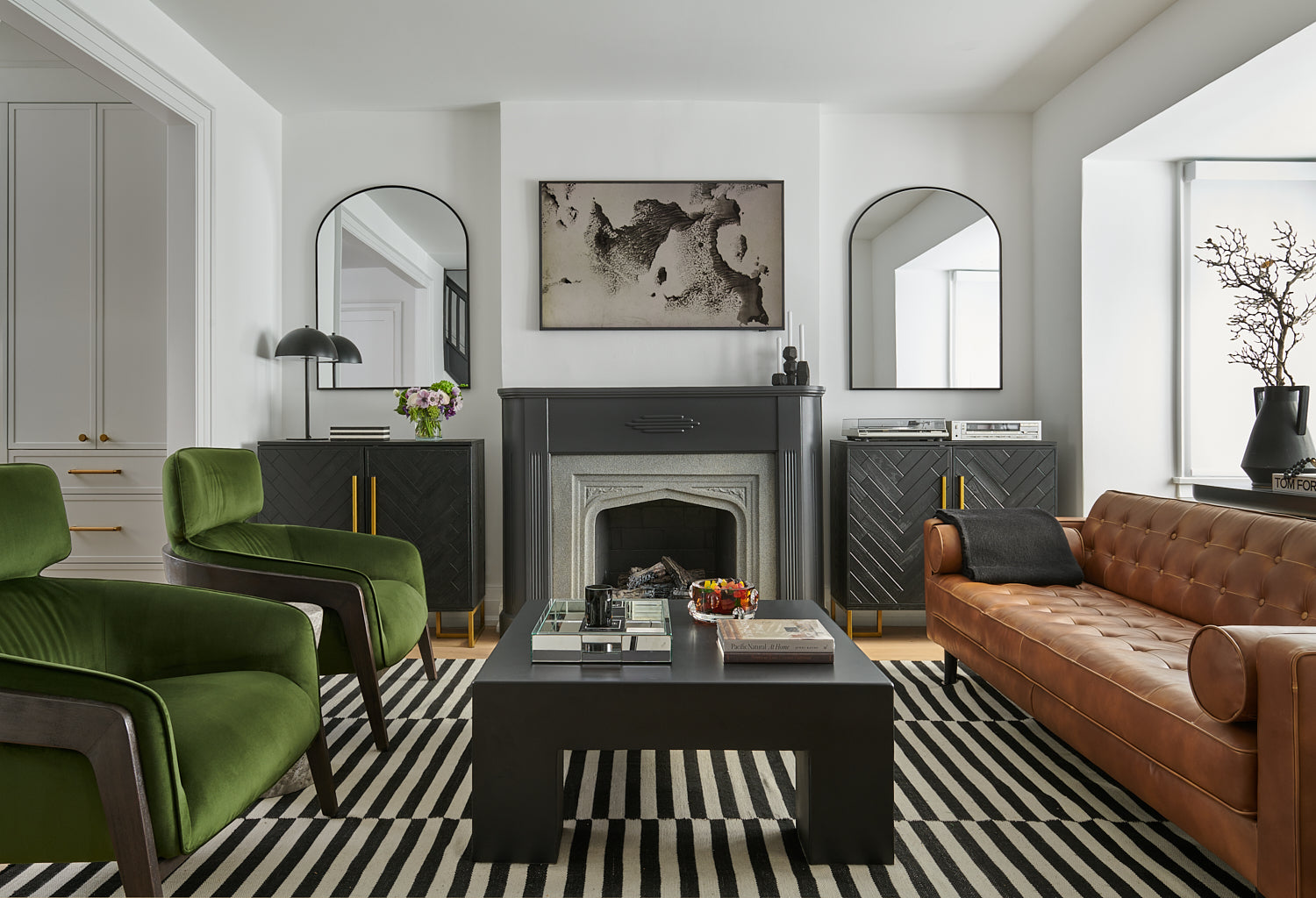 Lenny Chair, Hand Woven Rug, Jackson Coffee Table, Tufted Mid-Century Modern Design Sofa - Living Room Interior 142 Moore
