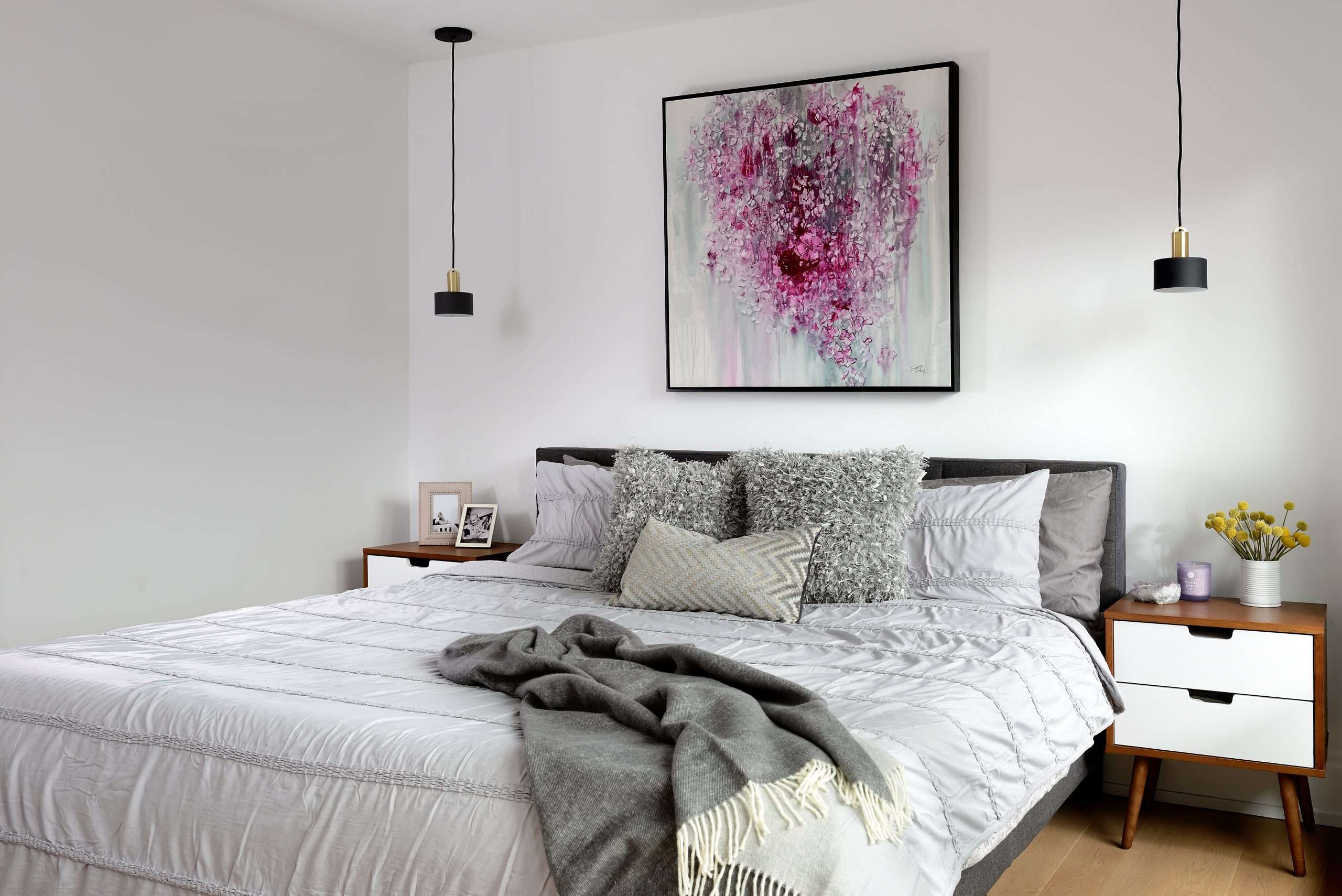 mid-century mid-century modern room designed by Homekin