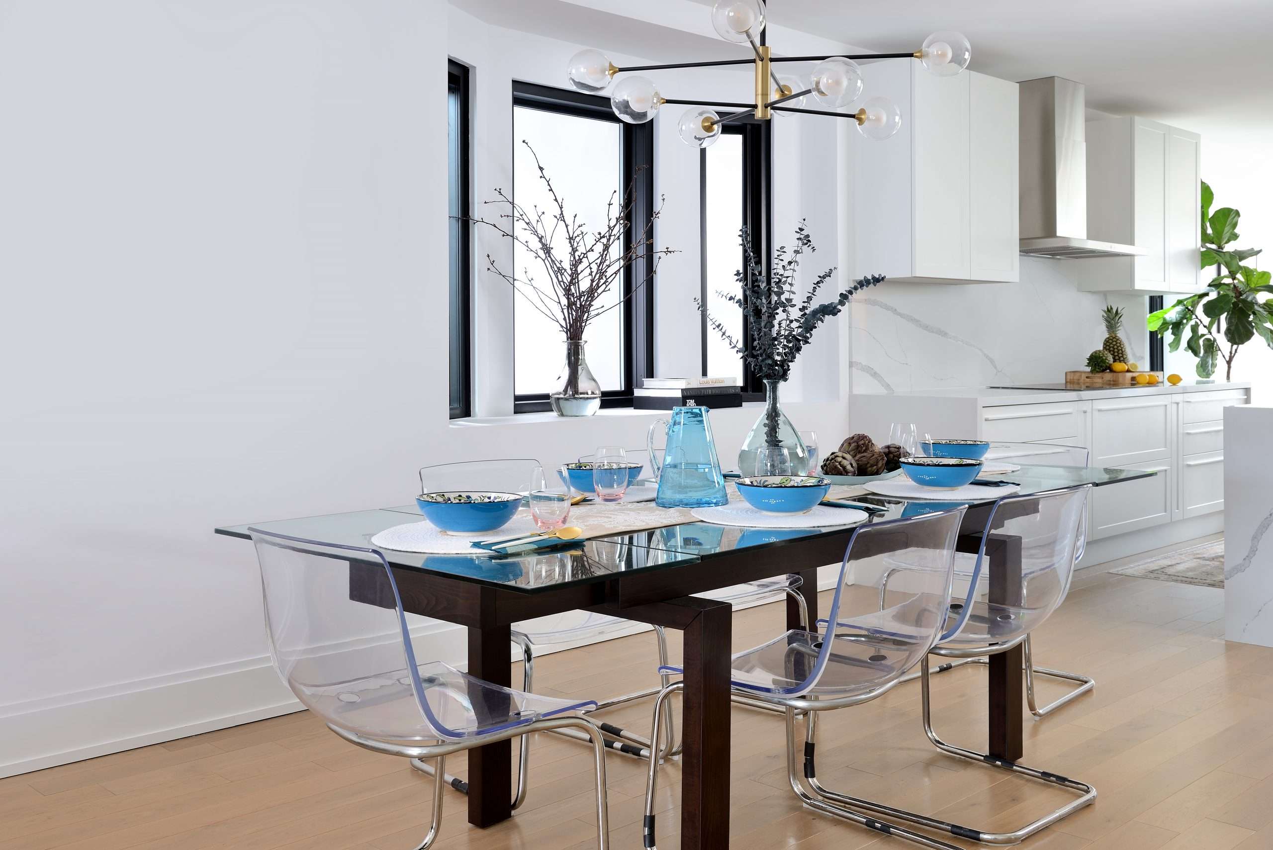 contemporary dining room designed by Homekin