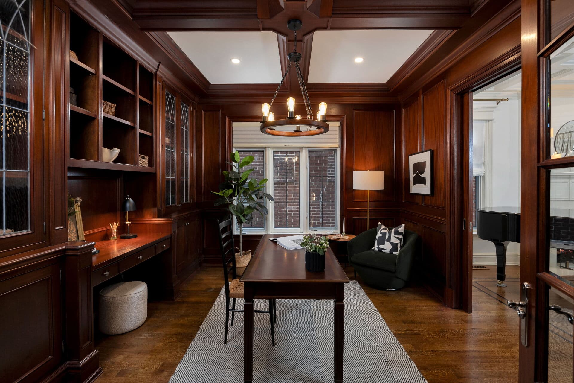 traditional traditional room designed by Homekin