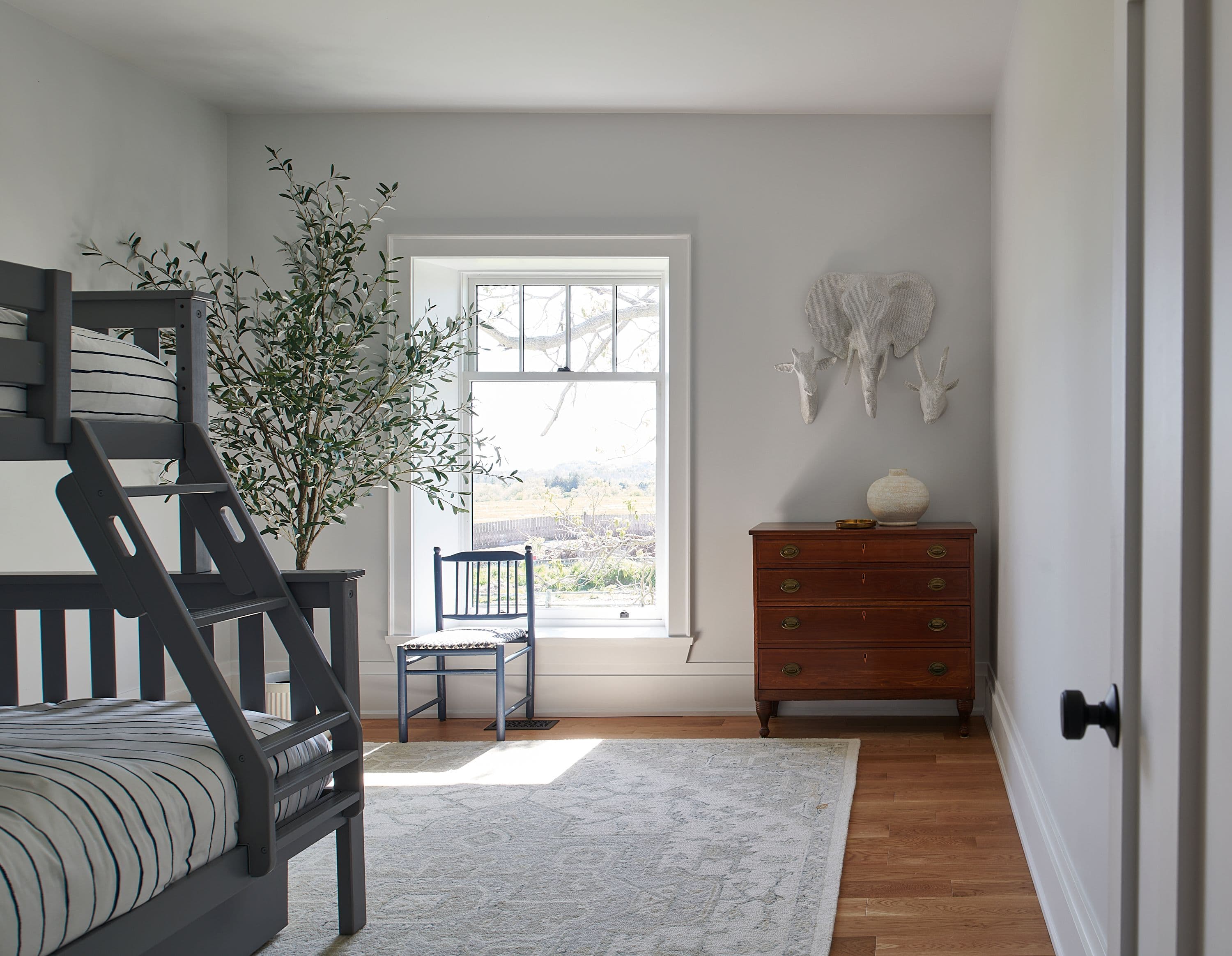 farmhouse kids room designed by Homekin