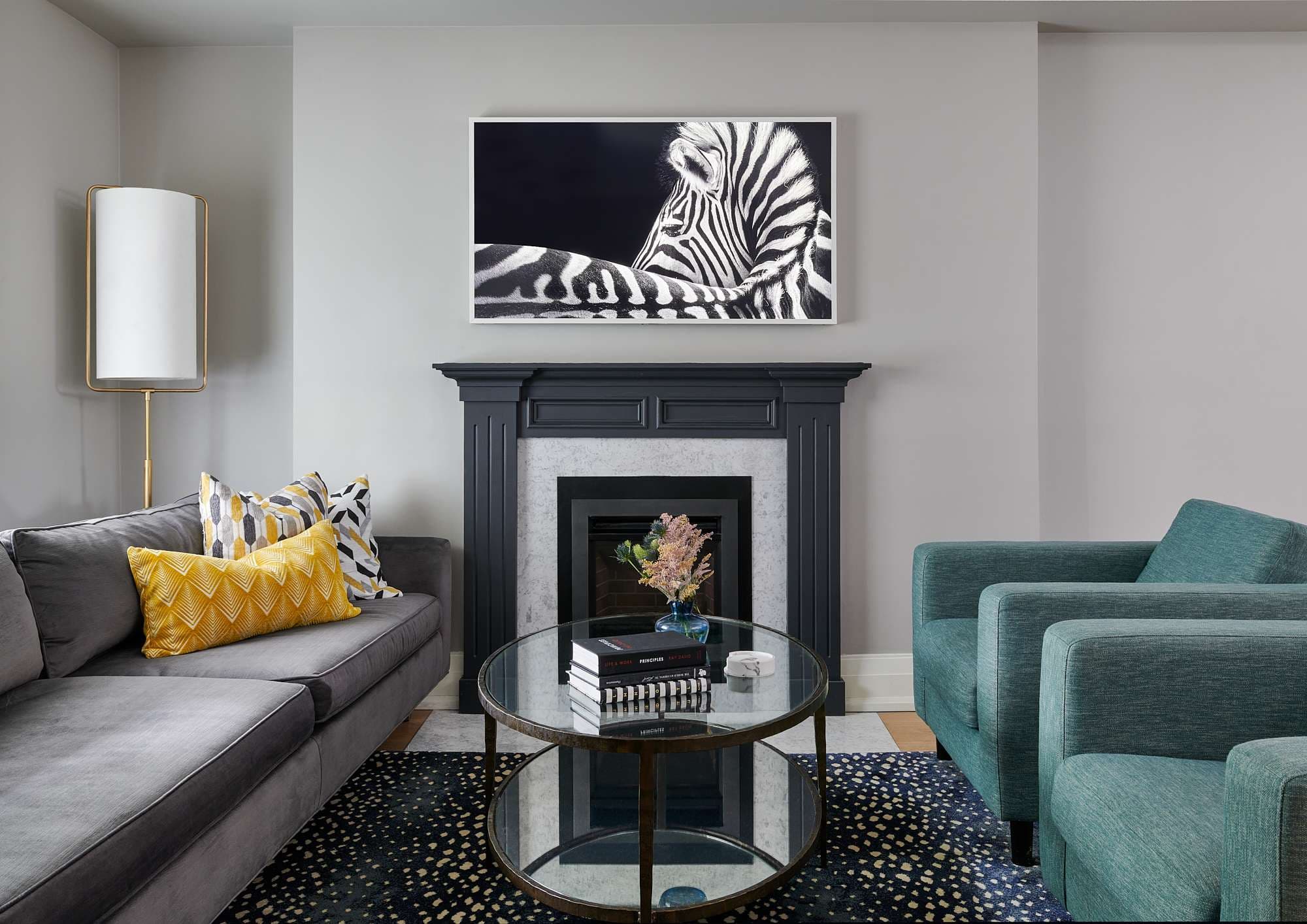 A Traditional room designed by Homekin
