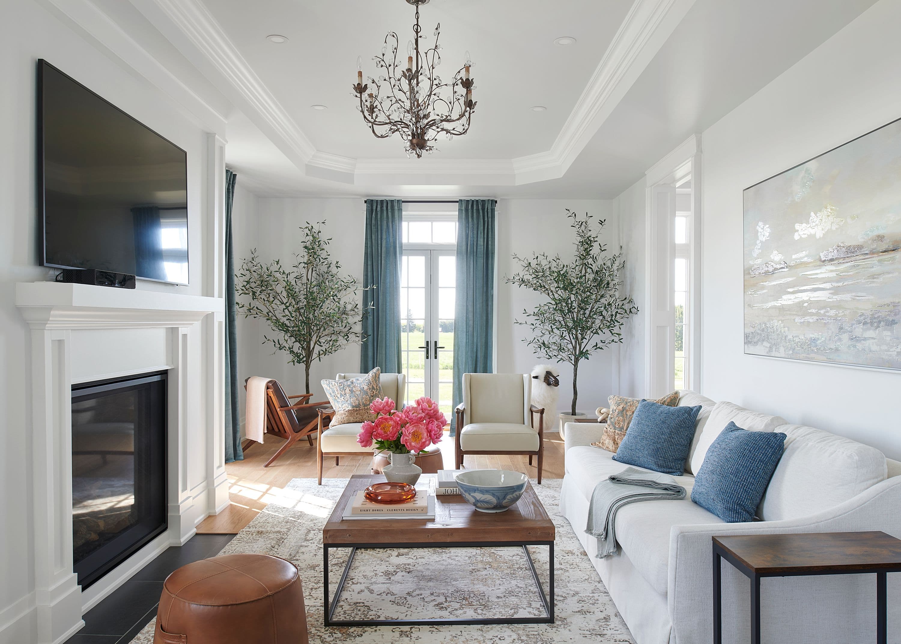 A Farmhouse room designed by Homekin