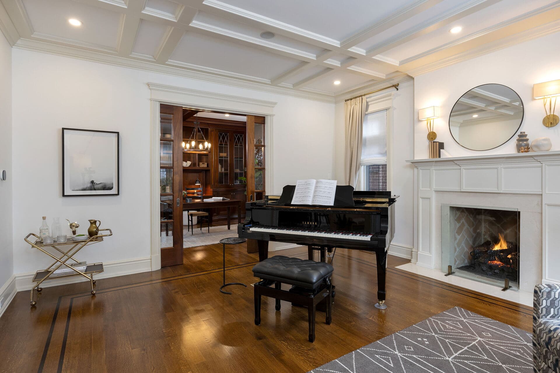 traditional traditional room designed by Homekin